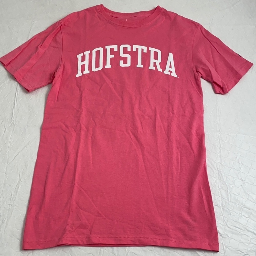 Hofstra University pink logo short sleeve crew neck t-shirt